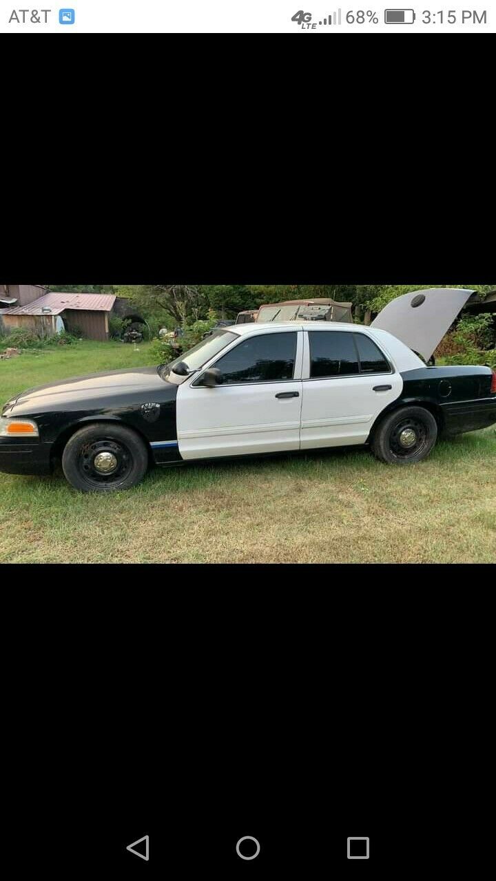 2010 Ford Crown Victoria Police Interceptor 2fbp7bv0ax10869 2010 Crown Victoria  The Fullfull K-9and Inmate Cage In The Back
