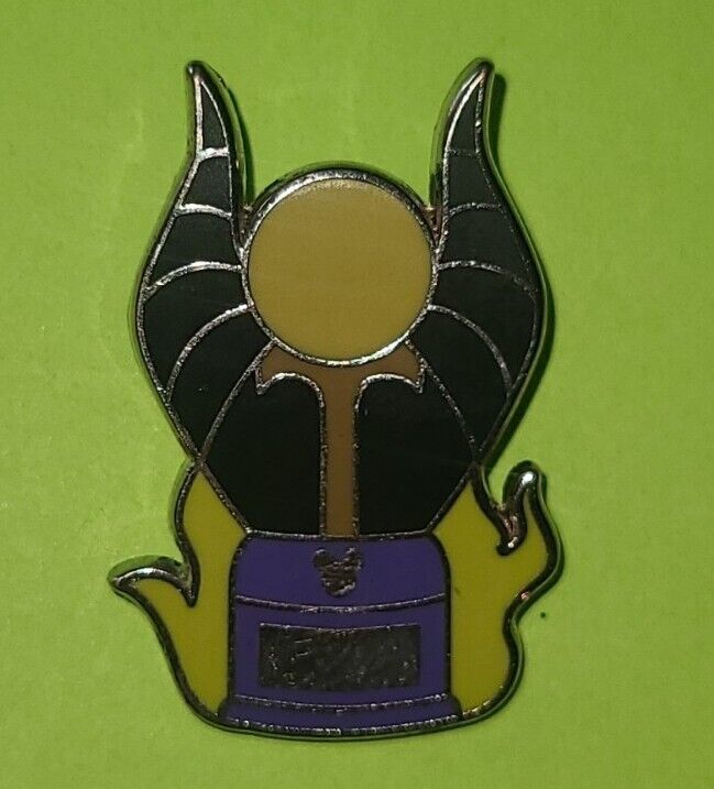 Maleficent Trophies 2019 Hidden Mickey Dlr Sleeping Beauty Disney Pin