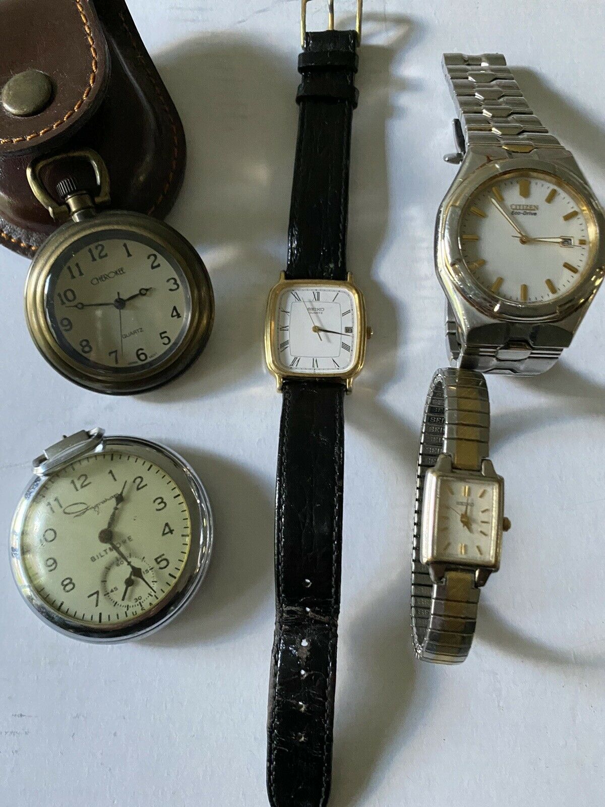 Watches  Lot Of 5 -2 Woman's And 2 Men's For Repair / 1 Seiko Eco-drive