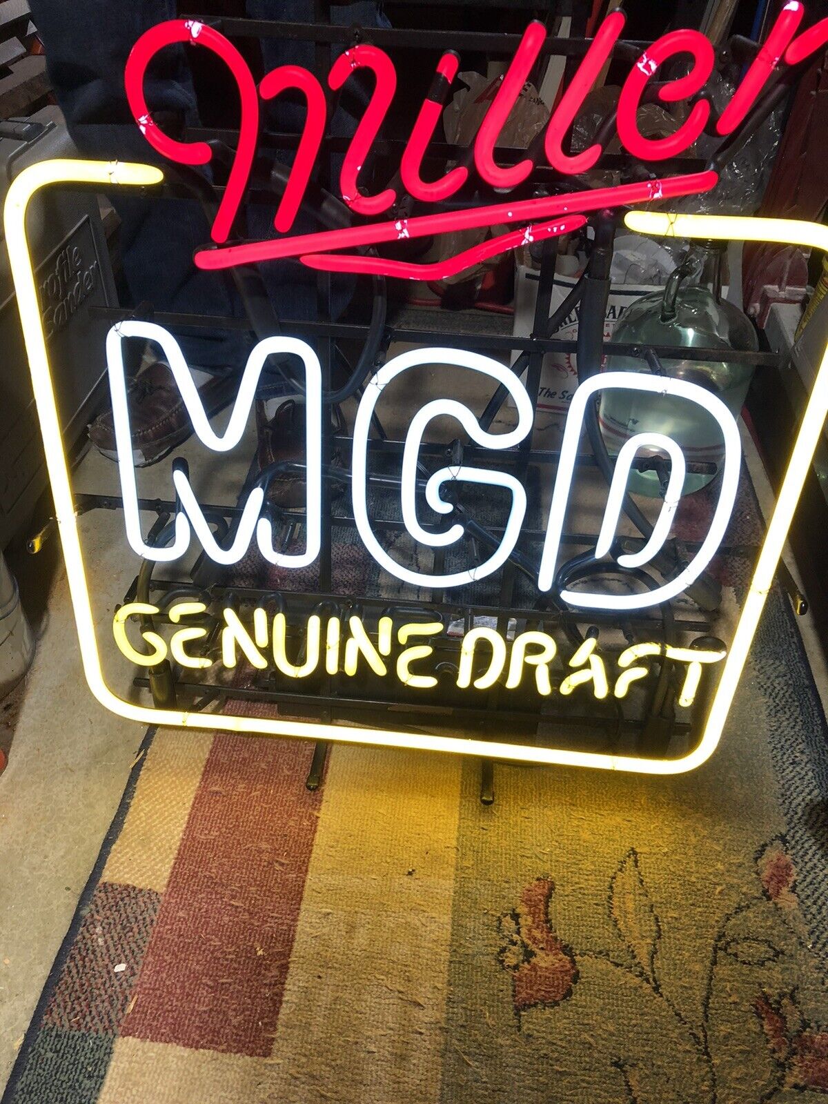 Miller Mgd Genuine Draft Lighted Beer Sign