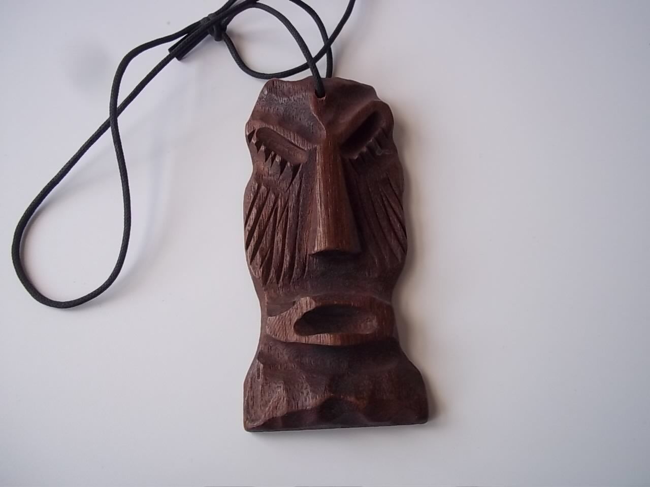 Wood Mask Figure. 4 1/4 X 2 Inches.  Pre-owned.