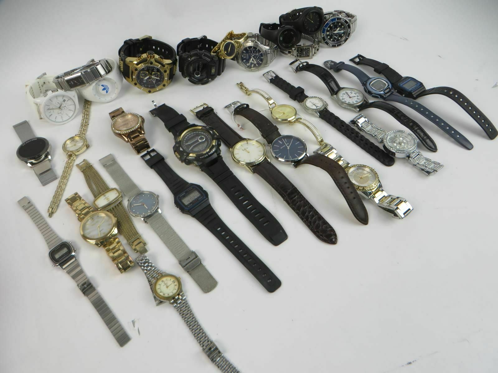Lot Of 30 Assorted Brands Mixed Watches Mens Women Kids - Working & Non Working