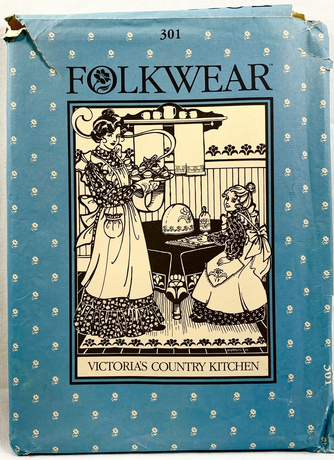 1982 Folkwear Sewingpattern 301 Victorias Country Kitchen Apron Towel Cozy 10932
